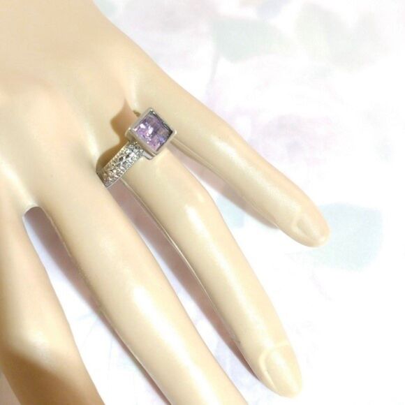Amethyst Rose de France Ring 1.8 Carats  Stainless Steel Size 7 - Picture 5 of 5